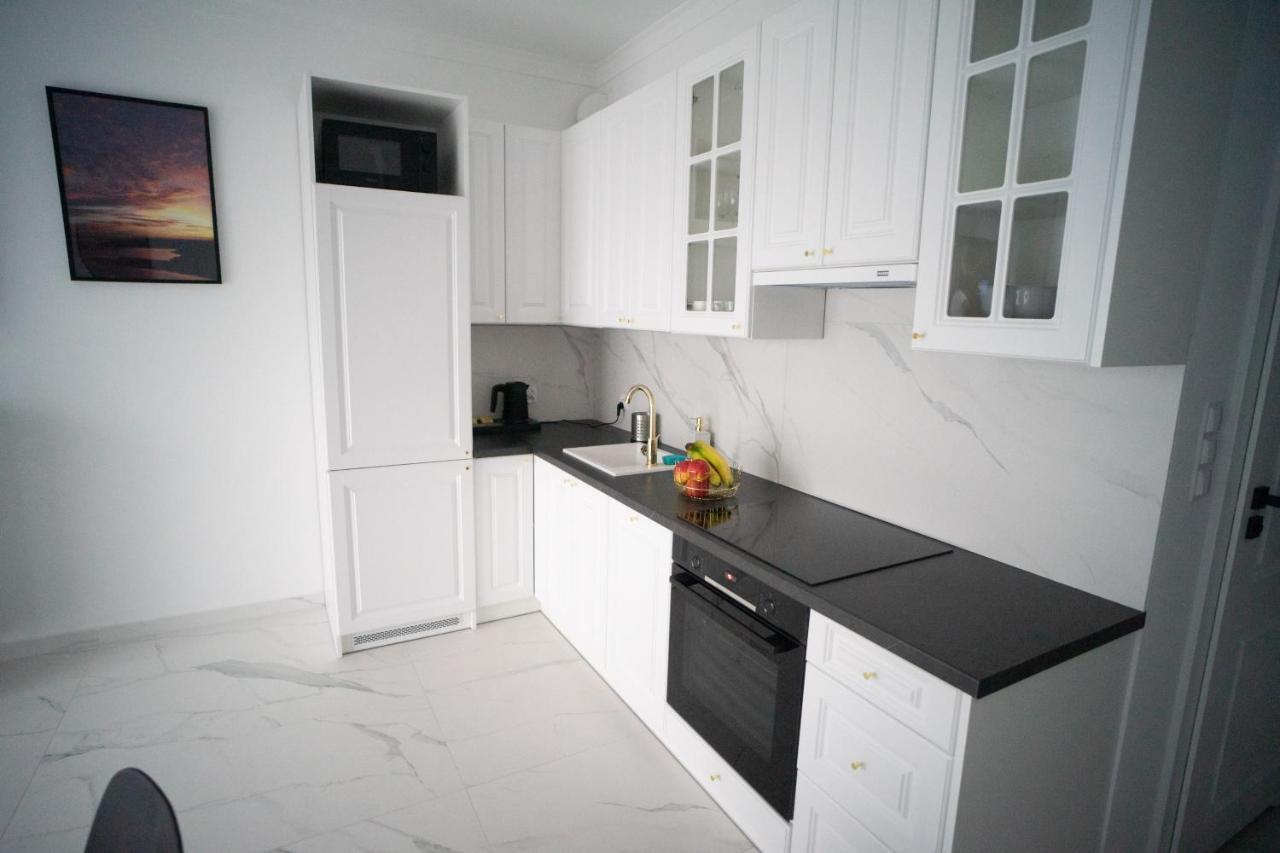 Apartament Powidz Appartamento Esterno foto