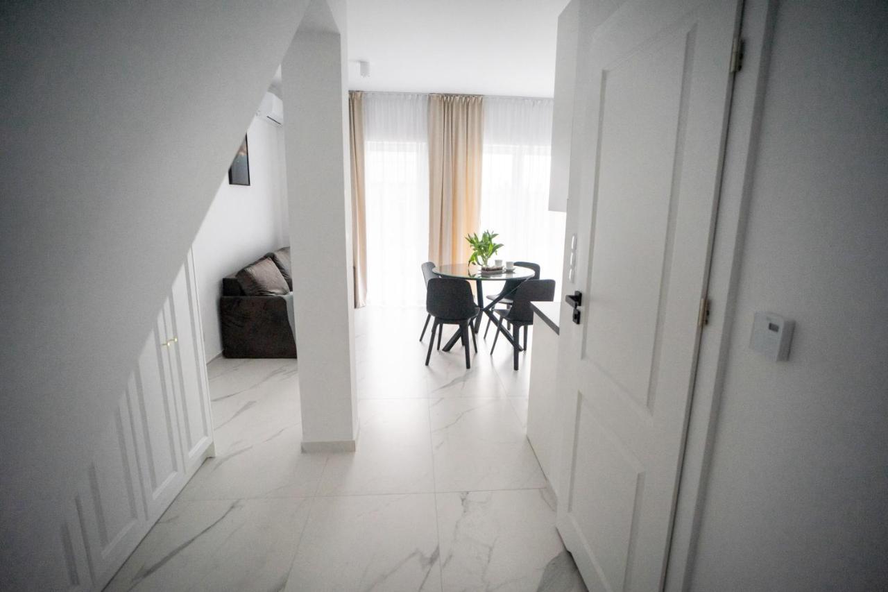 Apartament Powidz Appartamento Esterno foto