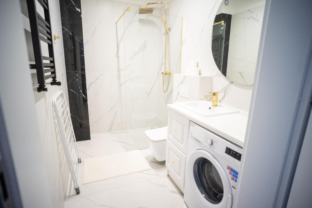 Apartament Powidz Appartamento Esterno foto